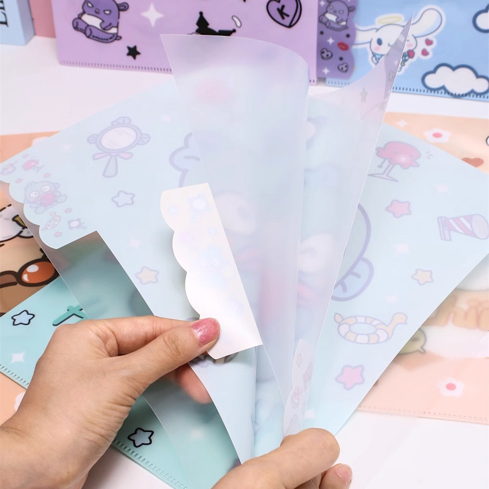 Sanrio Characters A4 Folder With Dividers - Kuromi