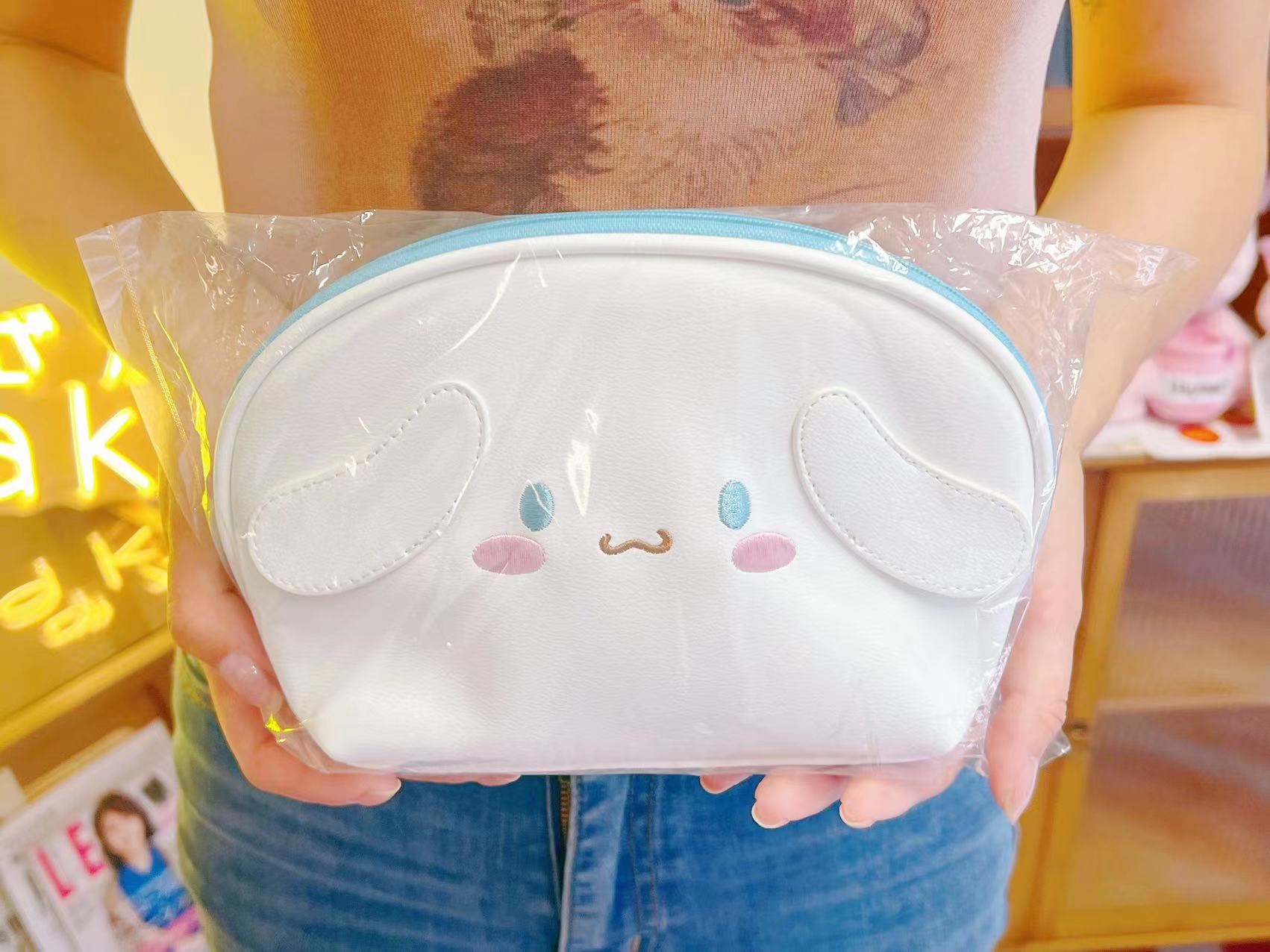 Sanrio (Japanese brand) Cinnamon Dog Makeup Bag