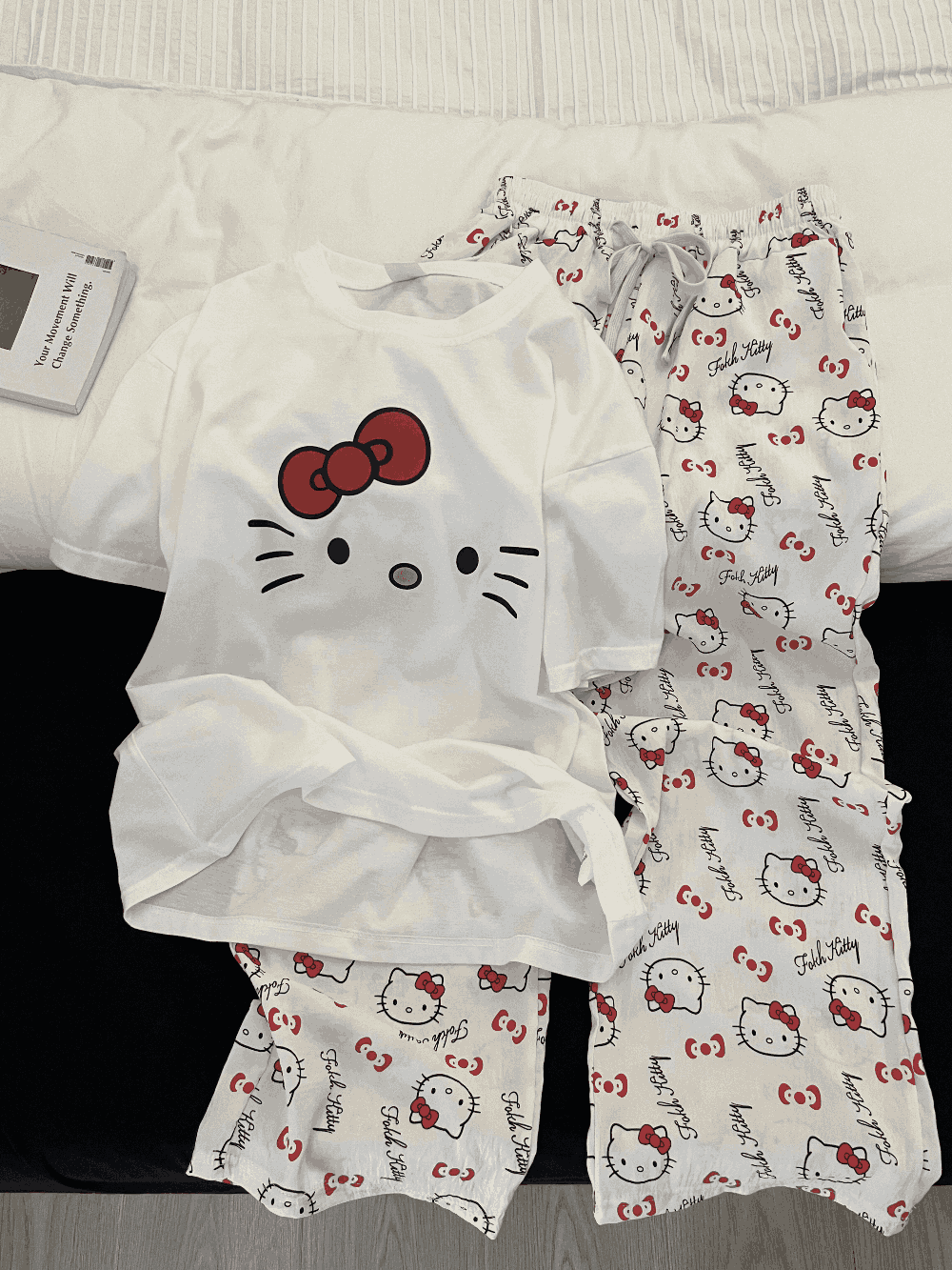Hello Kitty Print Short Sleeve & Long Pants Pajama Set, Soft Cotton Loungewear