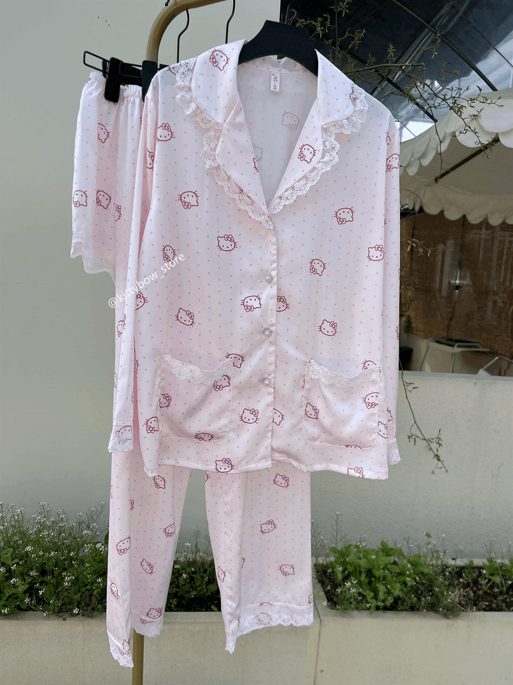 Hello Kitty Lace Trim Satin 4-Piece Pajama Set for Women
