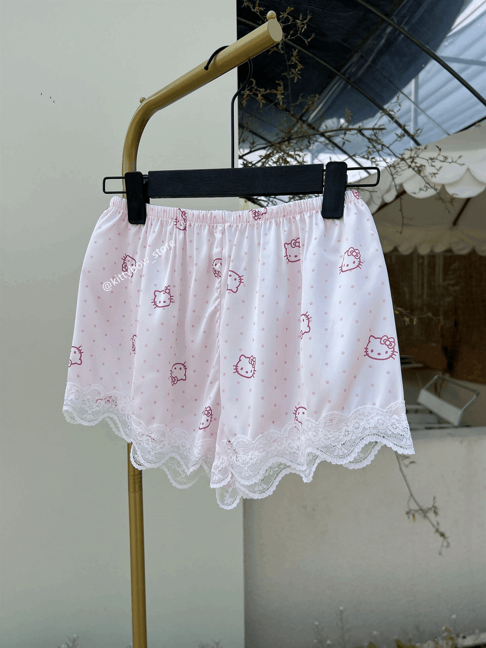 Hello Kitty Lace Trim Satin 4-Piece Pajama Set for Women