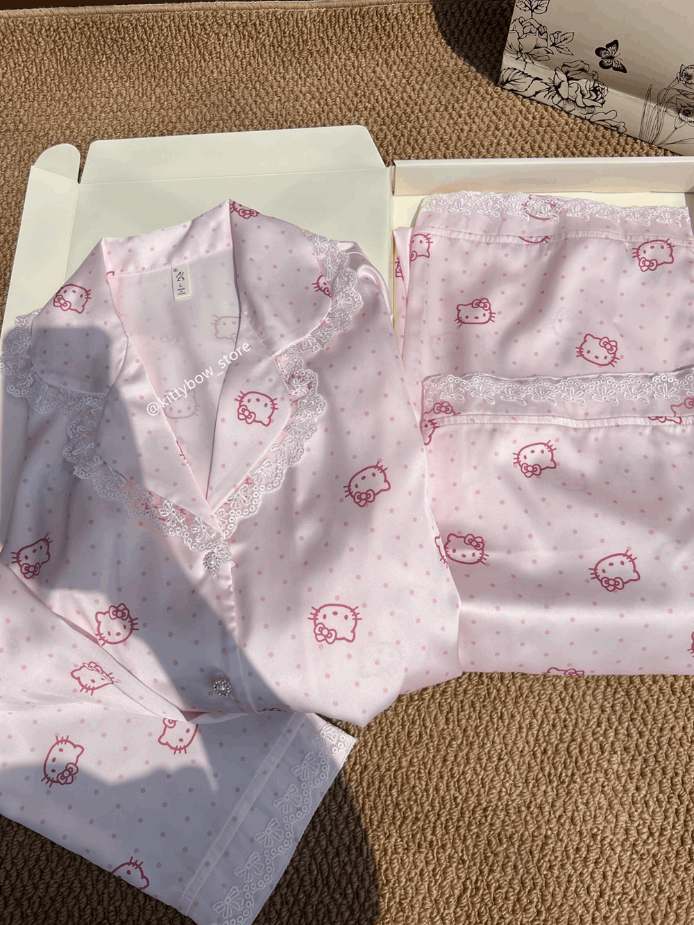 Hello Kitty Lace Trim Satin 4-Piece Pajama Set for Women